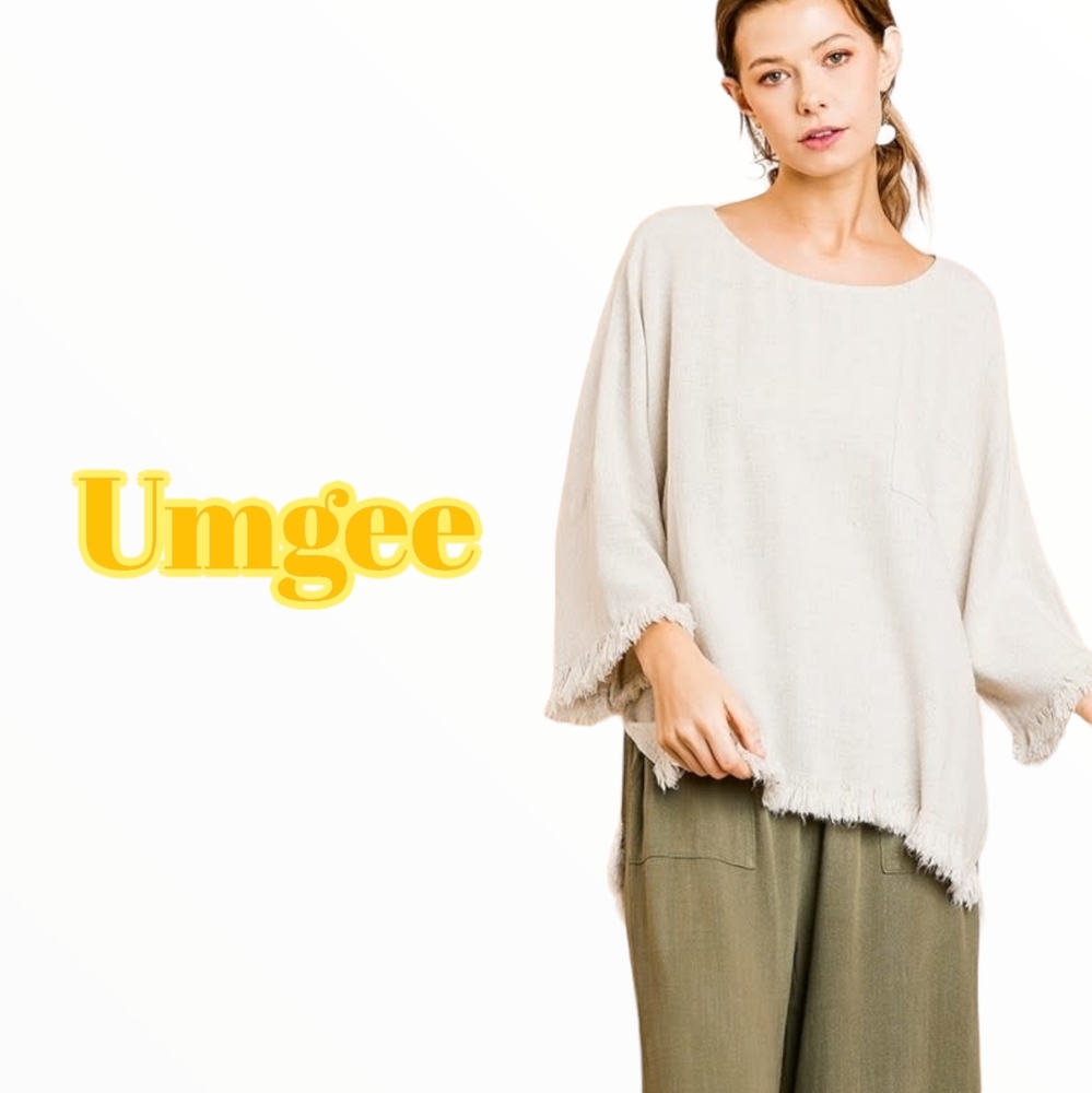 NWT Umgee HI/LO Frayed Bell Sleeved Top